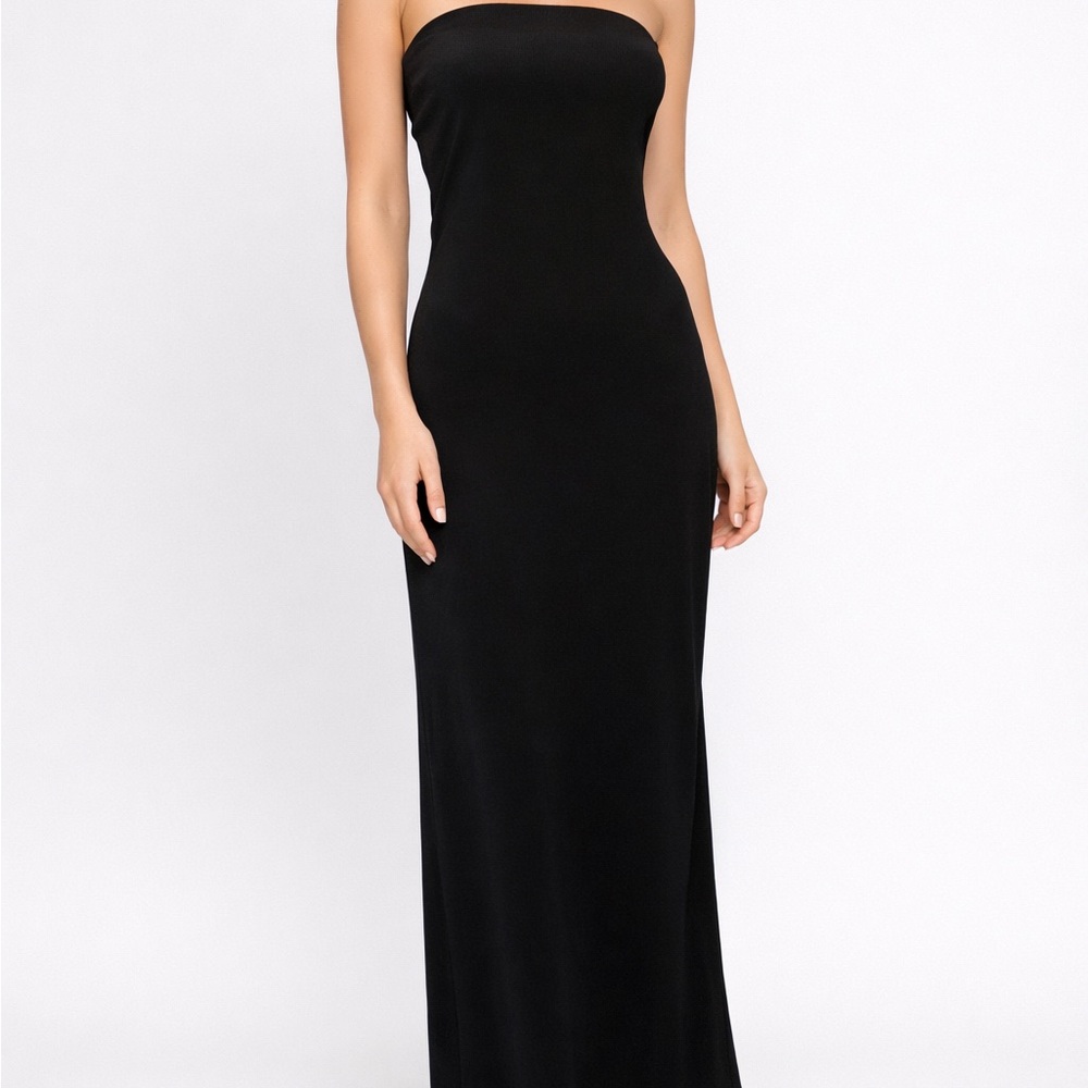 Tahari Elegant Black Strapless Dress